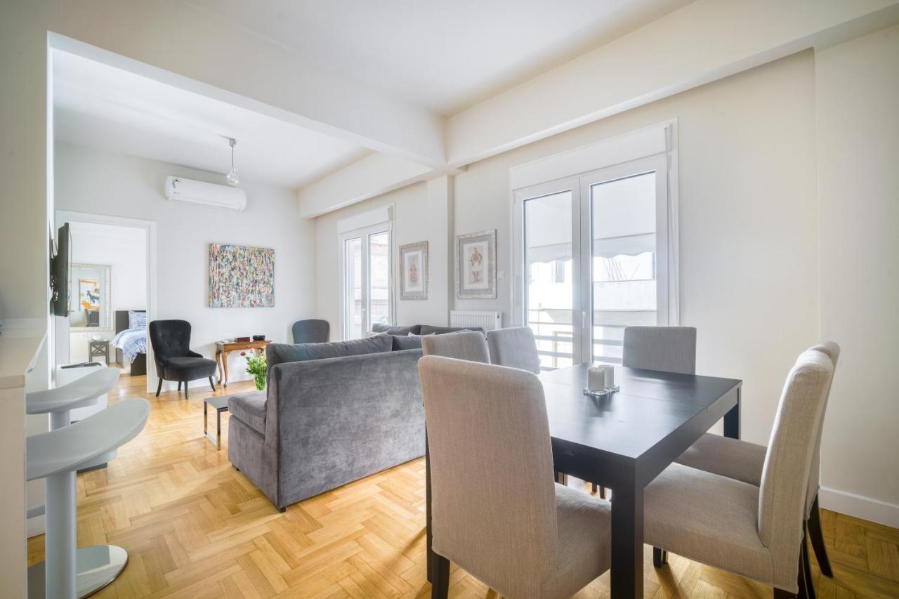 Lovely Sunlit Central Athens 2 Bedroom 2 Bathroom Condo מראה חיצוני תמונה